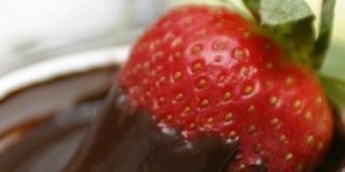 Buca Di Beppo: FREE Chocolate Covered Strawberries + $10 off $20 Coupon!