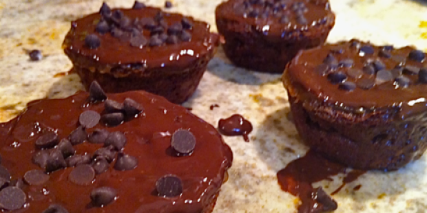 Flourless Gluten-Free Chocolate Cupcakes