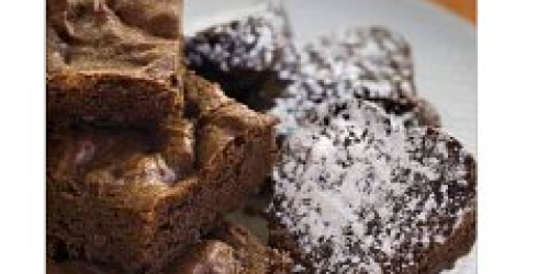 Amazon: Vegan Baking Classics: Easy-to-Make Favorites (FREE Kindle Download – $17.95 Value!)