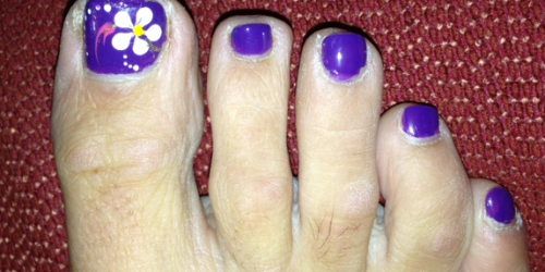 Happy Friday: Lengthen the Life of Your Pedicure