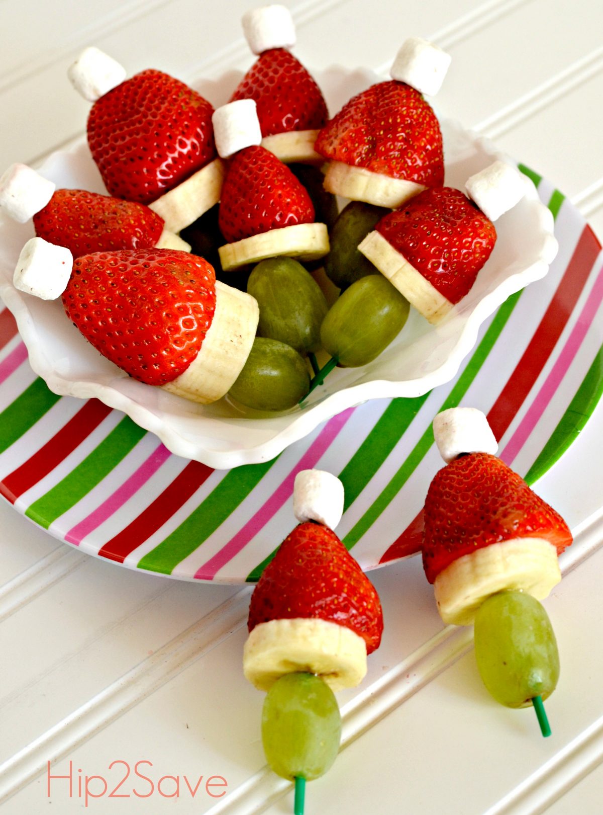Grinch Fruit Kabobs (Easy Holiday Snack) • Hip2Save