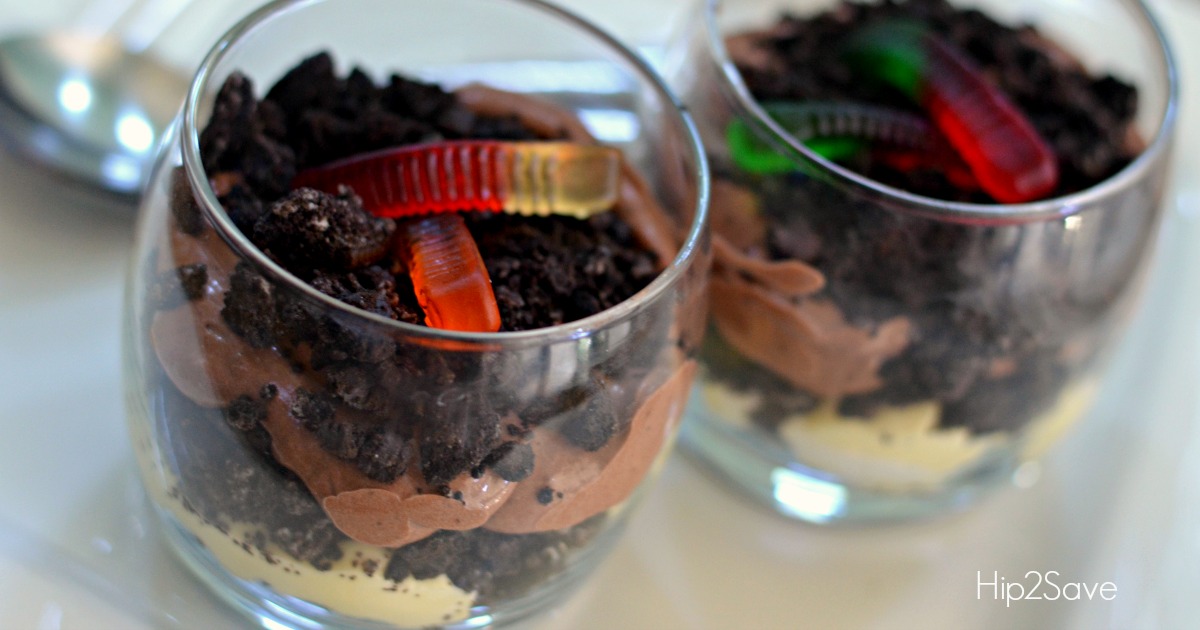 Pudding Sand and Dirt Cups in clear glasses