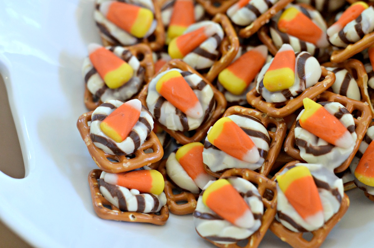 easy recipe for candy corn hugs halloween party food idea