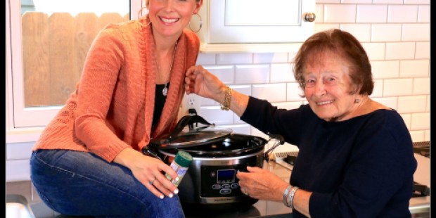 Hip Hip Holiday Giveaway Extravaganza: FIVE Readers Win Set ‘n Forget Programmable Slow Cookers
