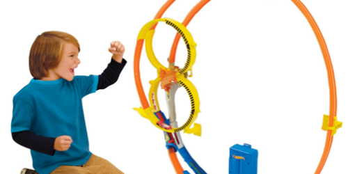 Hot Wheels Super Loop Chase Race Trackset Only $25 (Regularly $44.98)