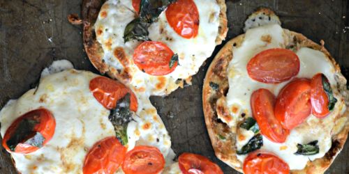 English Muffin Caprese Pizzas (Easy Lunch or Dinner Idea)