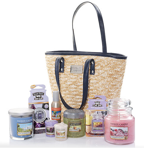 This Yankee Candle Mother's Day Gift Set Already Comes in a Bag!