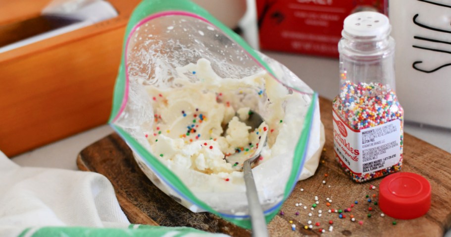 How to Make Ice Cream In a Bag In Just 10 Minutes!