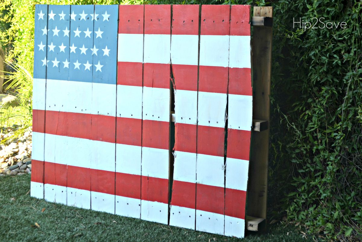Painted Pallet American Flag for 4th of July