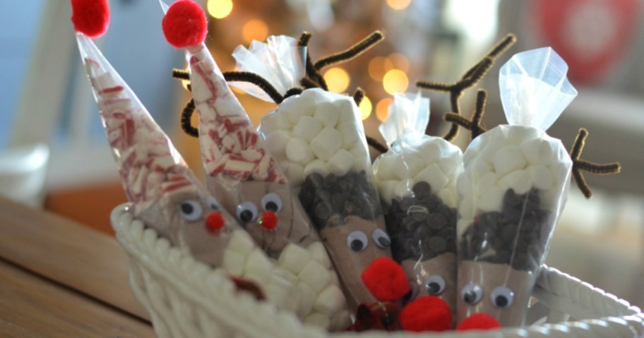 santa reindeer hot chocolate gift bags