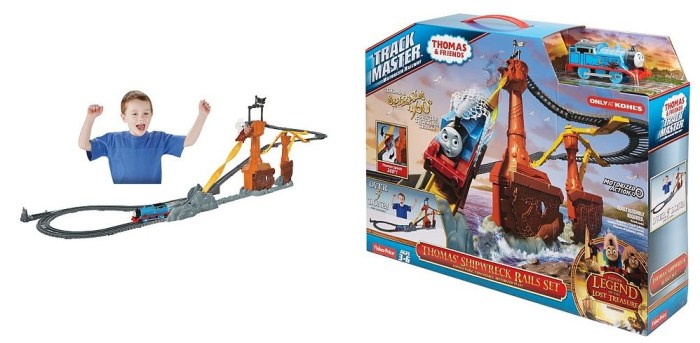 Fisher-Price Thomas & Friends TrackMaster Shipwreck Rail Set