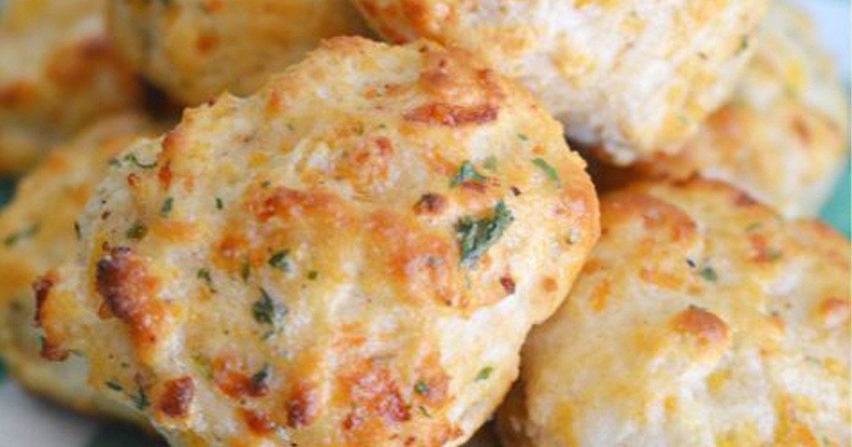 Cheddar Bay Biscuits Copycat Recipe | Hip2Save