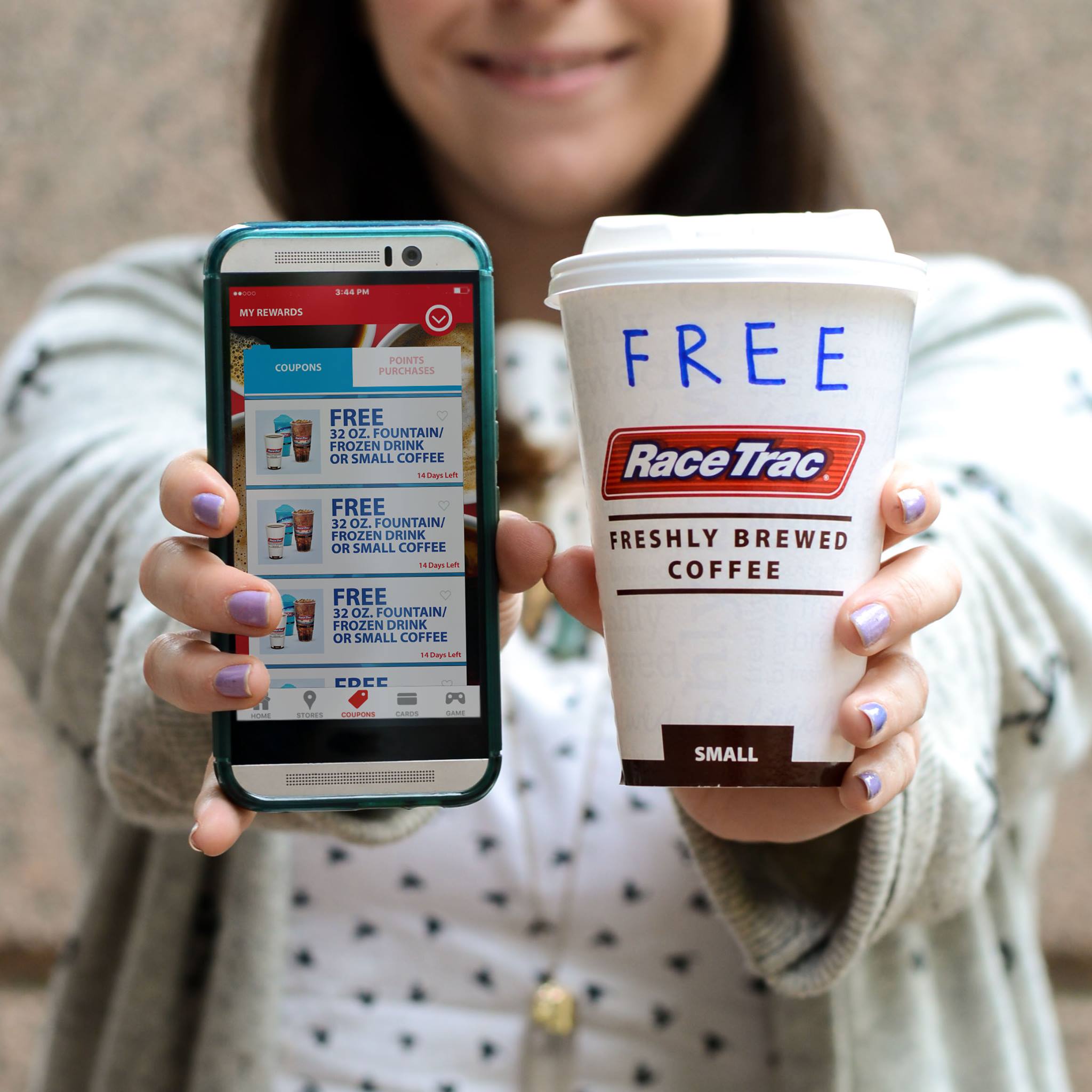 RaceTrac Rewards Score 7 FREE 32oz Drinks or Small Coffees (Must
