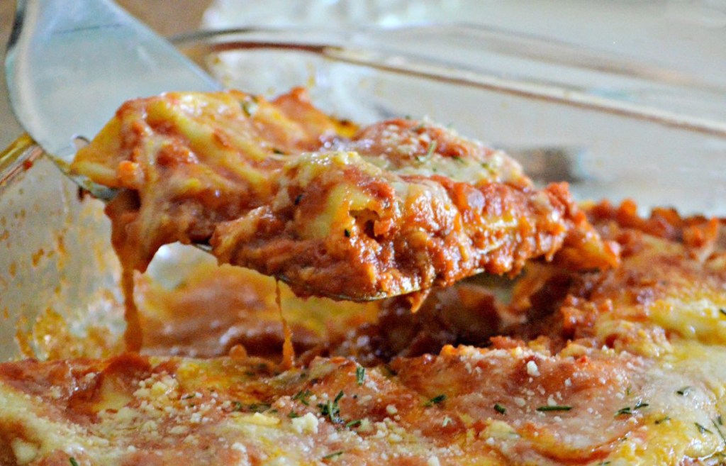 3-ingredient-ravioli-bake-e1550180292466-1 اصنع طبق رافيولي لازانيا مخبوز بثلاثة مكونات لتناول العشاء!