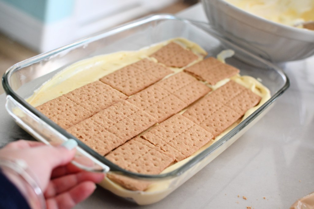 adding a layer of graham crackers to no bake dessert
