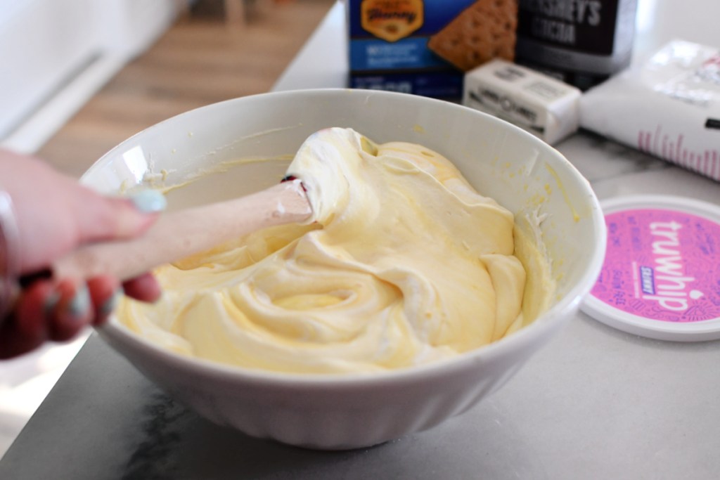 folding whipped topping into pudding