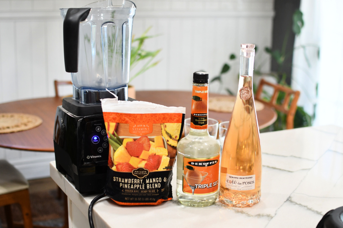 Chill Out with a Blended Frozen Fruit Wine Smoothie!