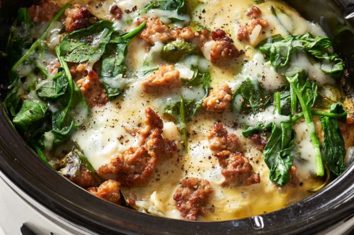sausage and spinach casserole in Crockpot