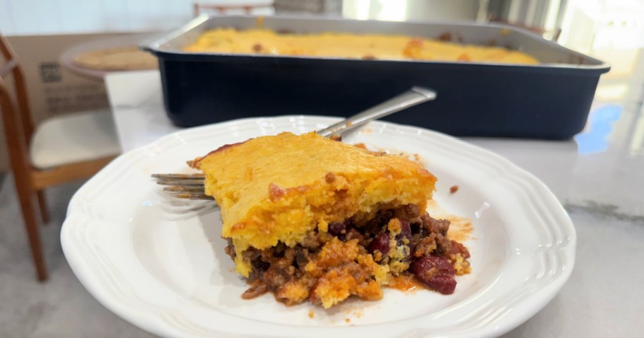 Craving Comfort Food? Make this Cornbread Chili Casserole!