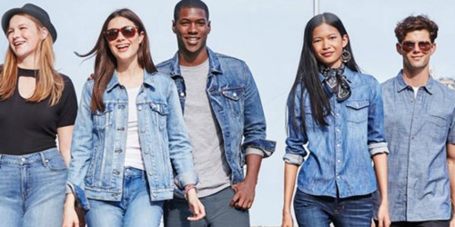 Macy’s: $10 Off Denim Purchase Ends Today (Cropped Jeans Only $11.99 – Regularly $40+)