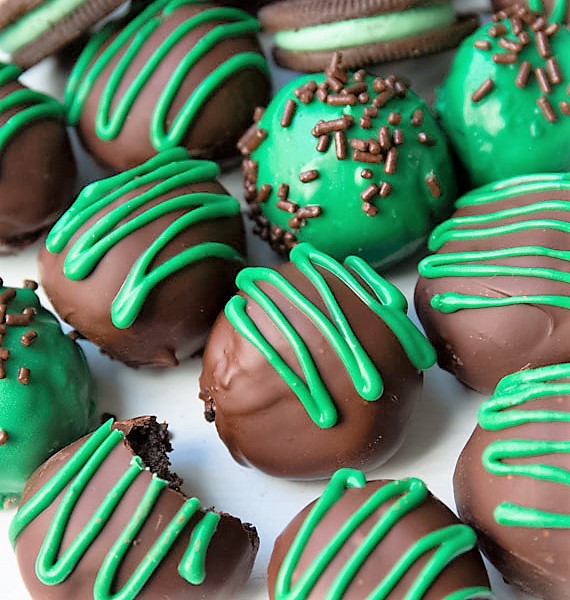 Mint Oreo Truffles Christmas Cookies