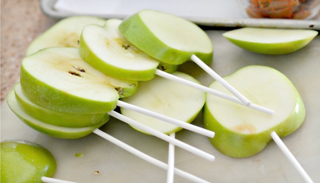 apple slices on sticks