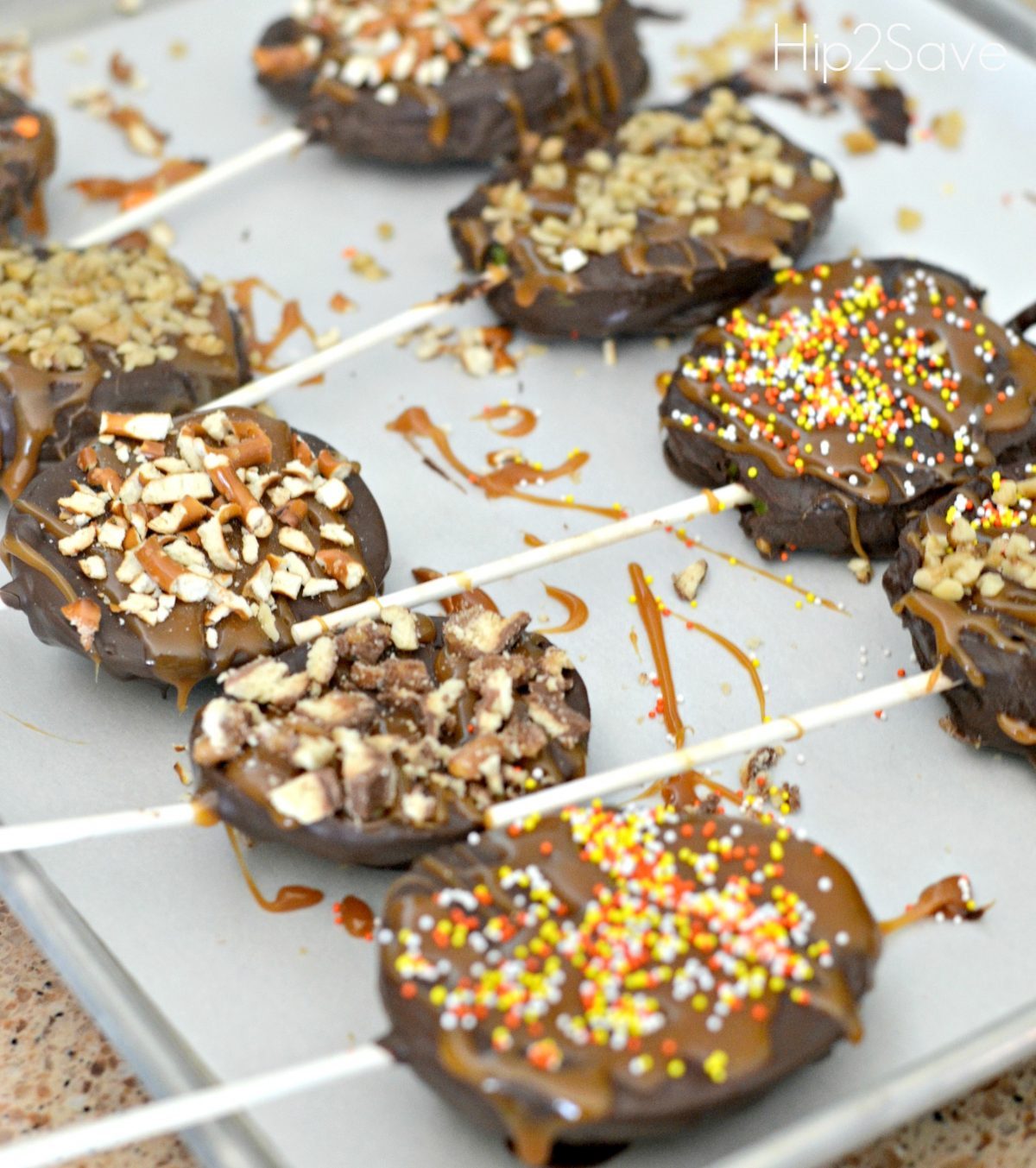These Caramel Chocolate Apple Slices are So Easy to Eat!