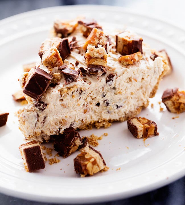 No-Bake Snickers Bar Pie