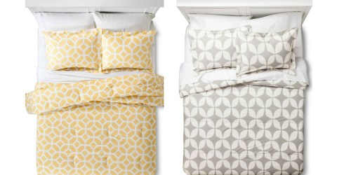 Target: 30% Off Bedding = 3-Piece Full/Queen Size Comforter Sets Only $24.48 (Regularly $69.99)