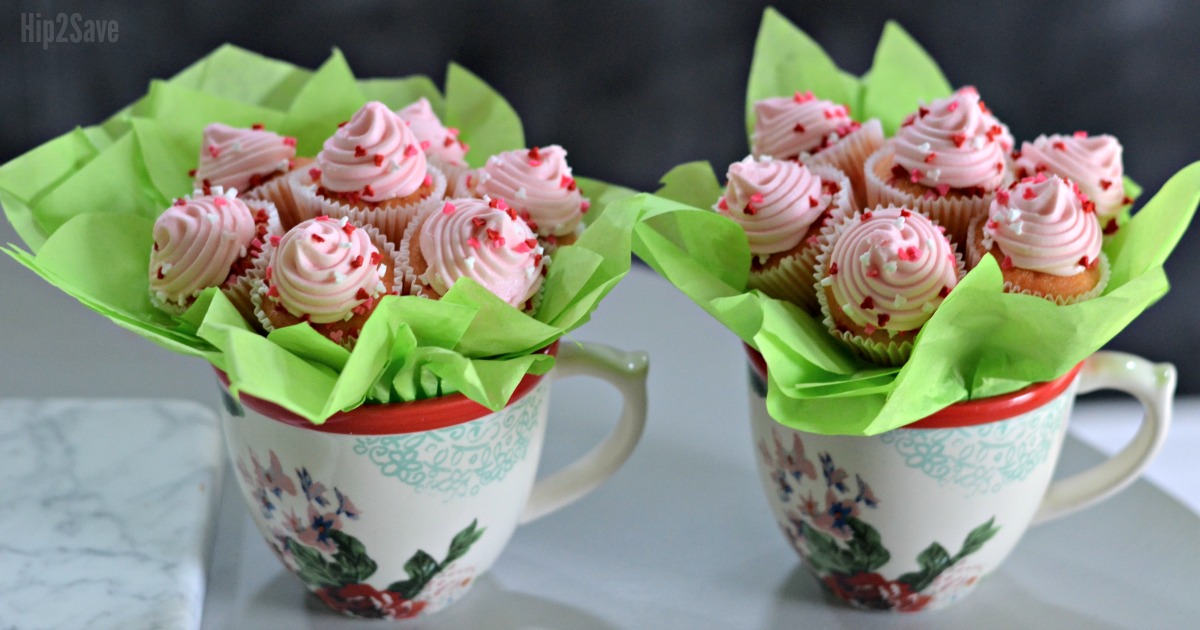 diy-mini-cupcake-flower-bouquets-fun-unique-gift-idea-hip2save