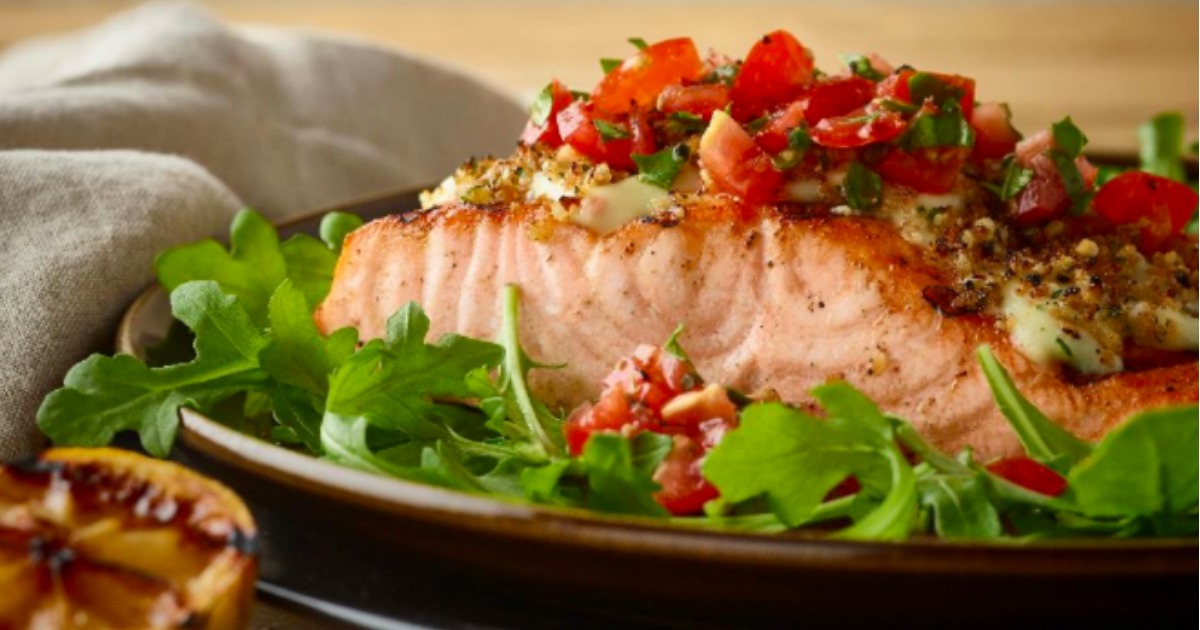 Outback Steakhouse 5 Off 2 Dinner Entrees OR 4 Off 2 Lunch Entrees