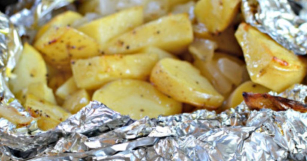 grilled potato in foil