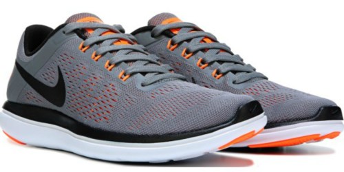 Macy’s: Men’s Nike Running Shoes Only $39.98 (Regularly $79.99)