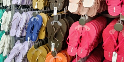 Old Navy Cardholders: Flip Flops for the Whole Family ONLY $1