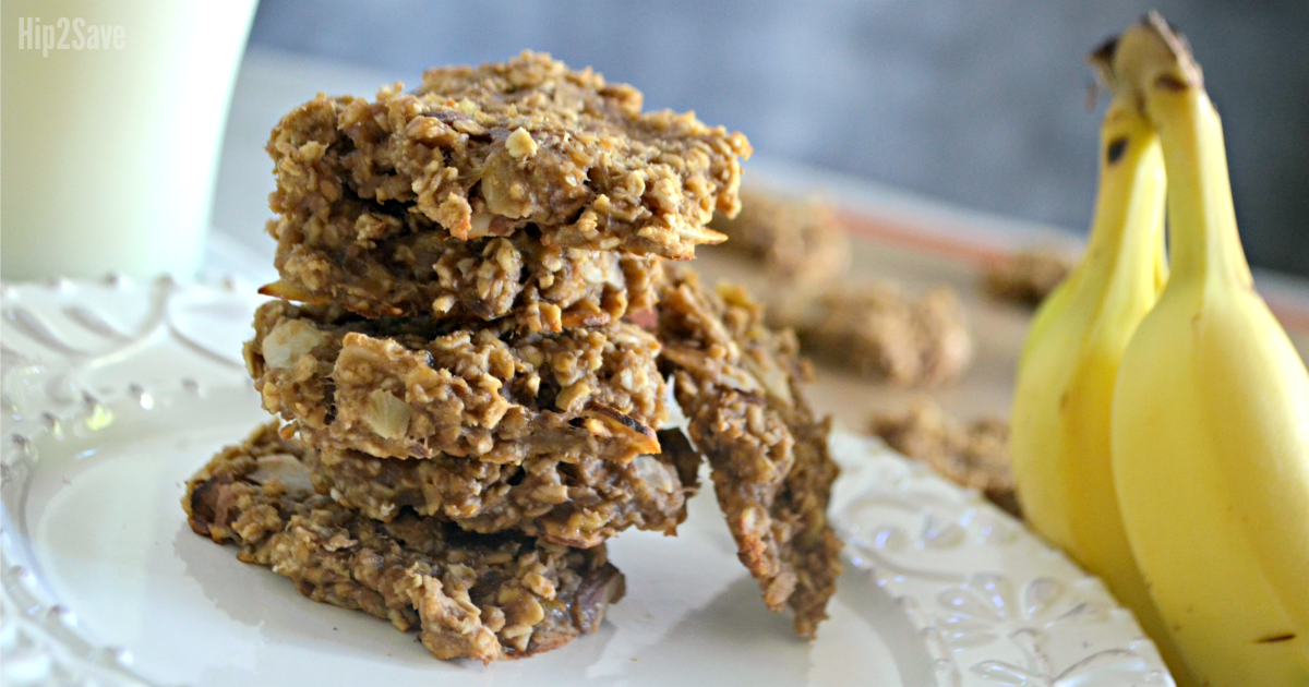 3-Ingredient Banana Oatmeal Breakfast Cookies | Hip2Save