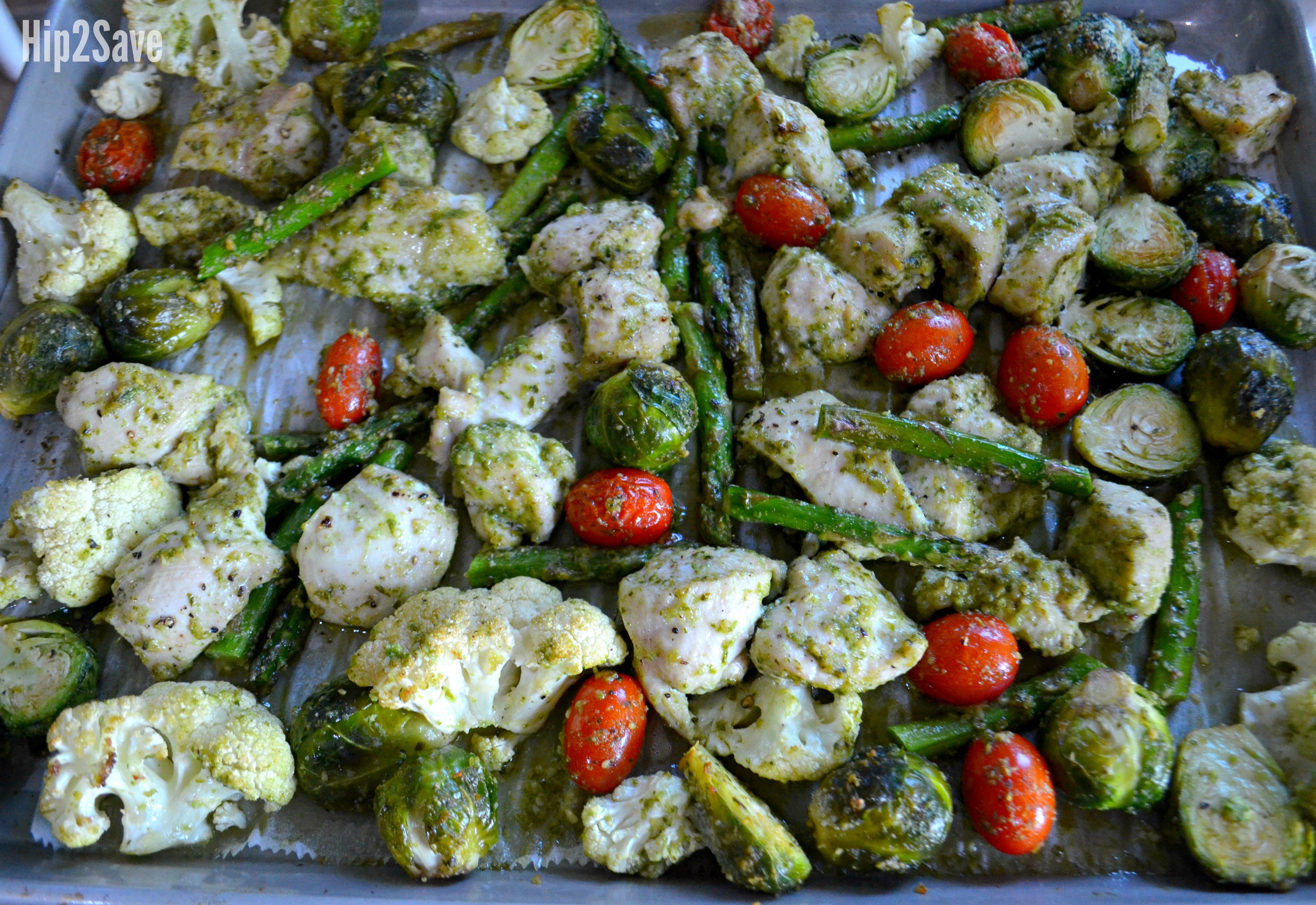 FREE Fall Printable Meal Plan and recipes - Here, one sheet pan chicken pesto