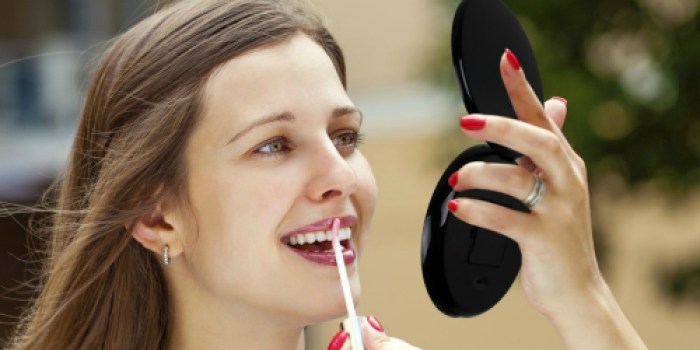 Amazon: Compact Makeup Mirror w/ LED Lights ONLY $11.99