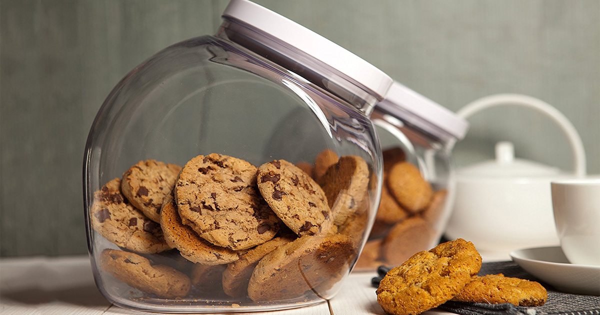 Cookie storage. Oxo good Pop snack Jar.