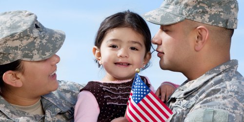 The Waves Of Honor Program Provides FREE SeaWorld Military Tickets & Other Discounts