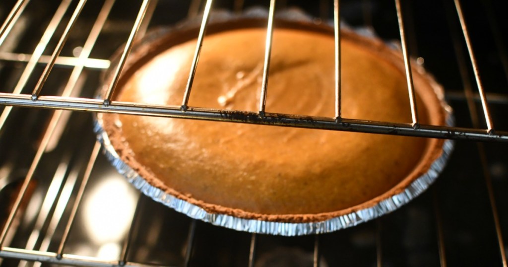 baking a pumpkin pie in the oven