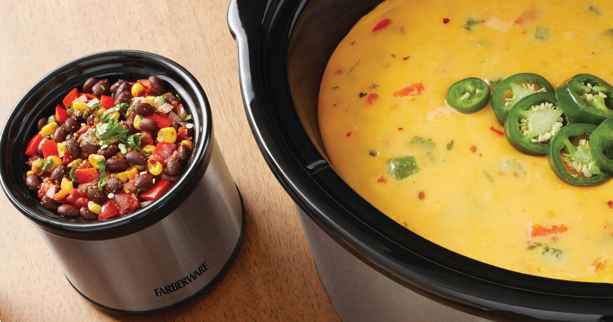 Farberware 6-Quart Slow Cooker AND Mini Dipper ONLY $13.99 (Regularly $21)