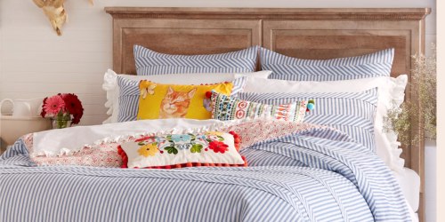 Pioneer Woman Fans! New Bedding Collection Available Now