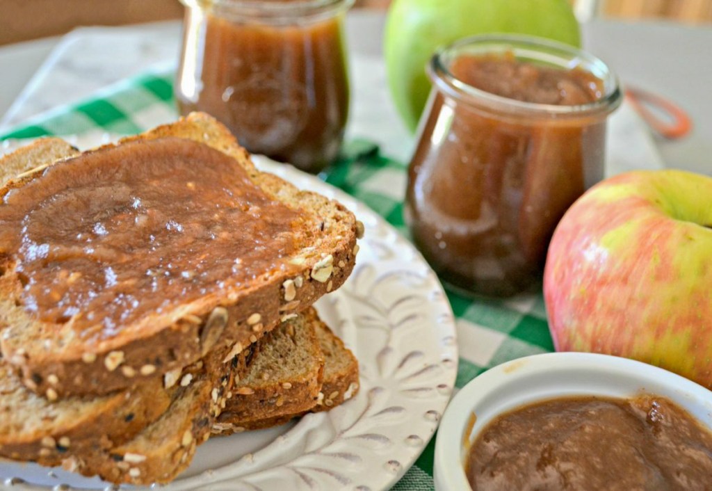 apple butter on toast sitting on a plate