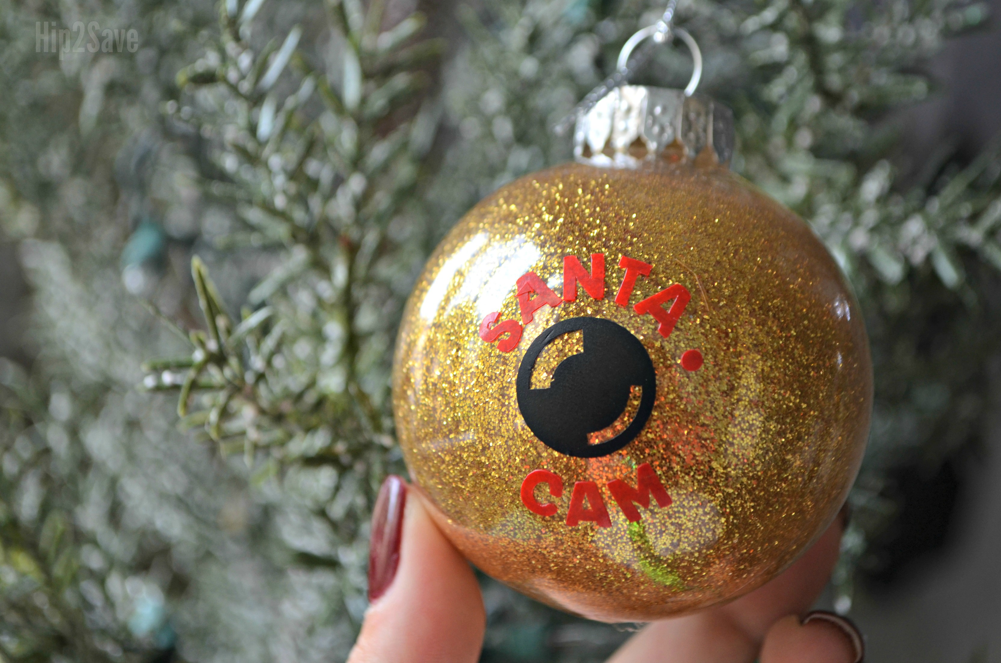 diy santa cam ornament using glitter and a clear ornament