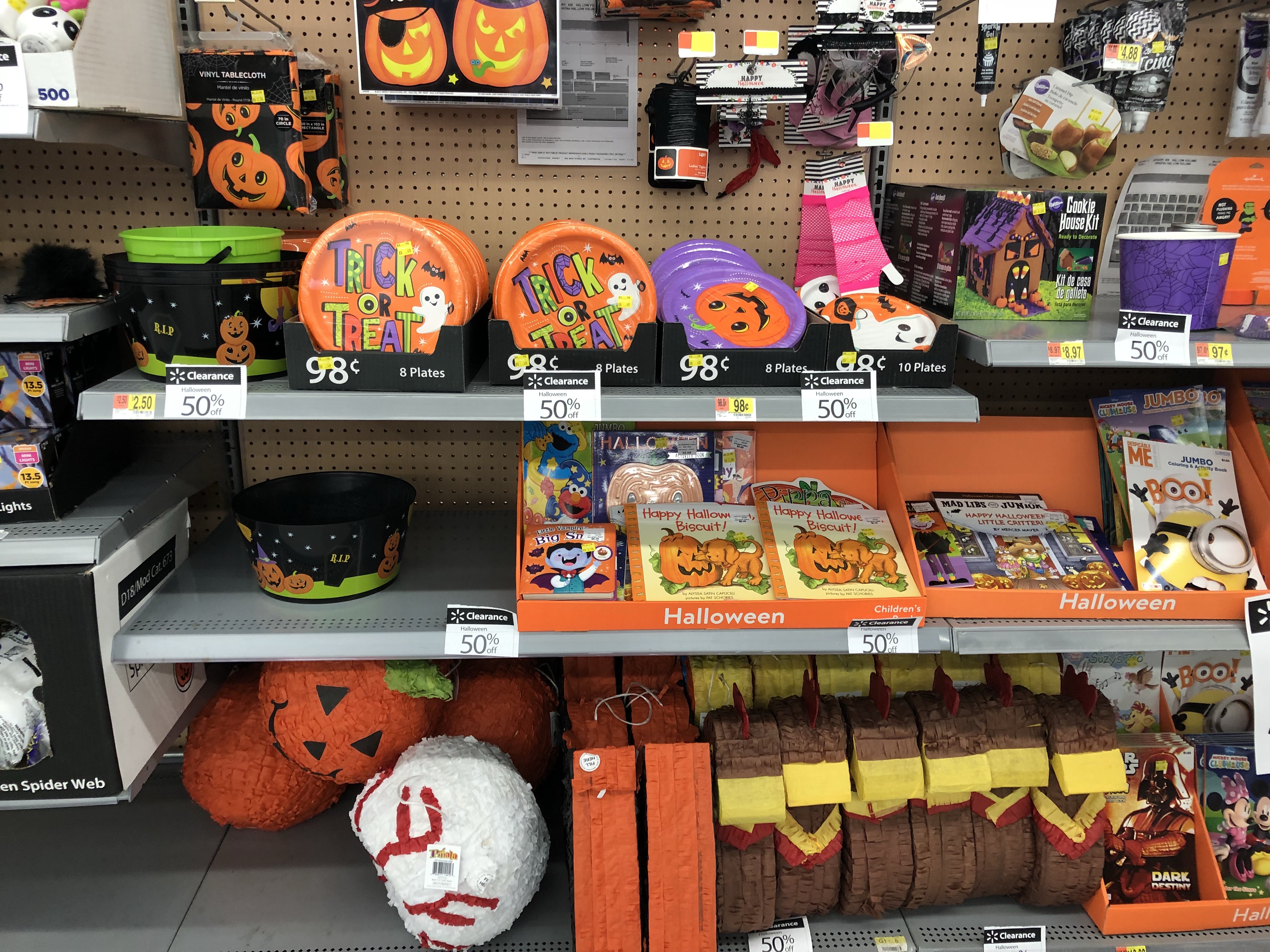 Walmart 50 Off Halloween Clearance Including Candy Costumes And More   Halloween Tableware Cake Decorations And Books At Walmart 