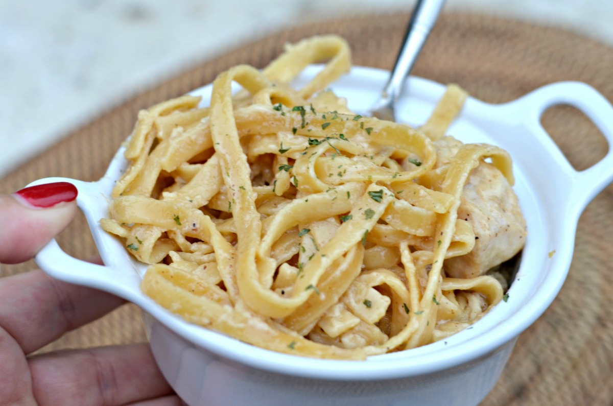 Instant Pot Fetticcine Alfredo Easy Instant Pot Meal Idea!