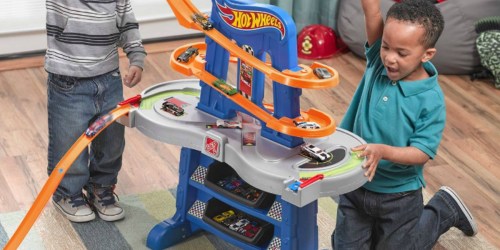 Kohl’s: Step2 Hot Wheels Raceway Deluxe Only $21.59 (Regularly $90)