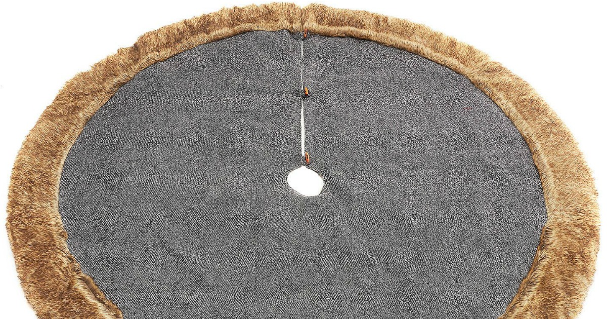Sam's Club 60" Christmas Tree Skirt Just 9.81 Shipped (Regularly 35