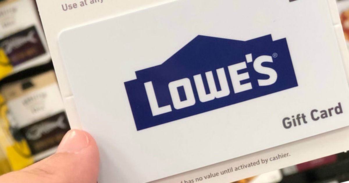 hand holding lowe's gift card
