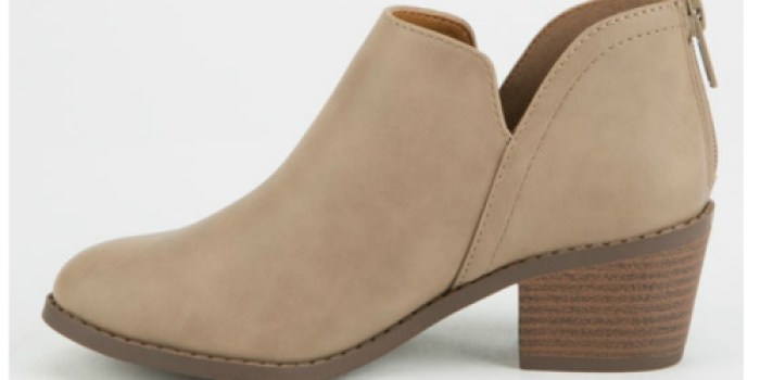 Tillys.com: 40% Off Shoes & Boots + Free Shipping = Boots UNDER $15 Shipped